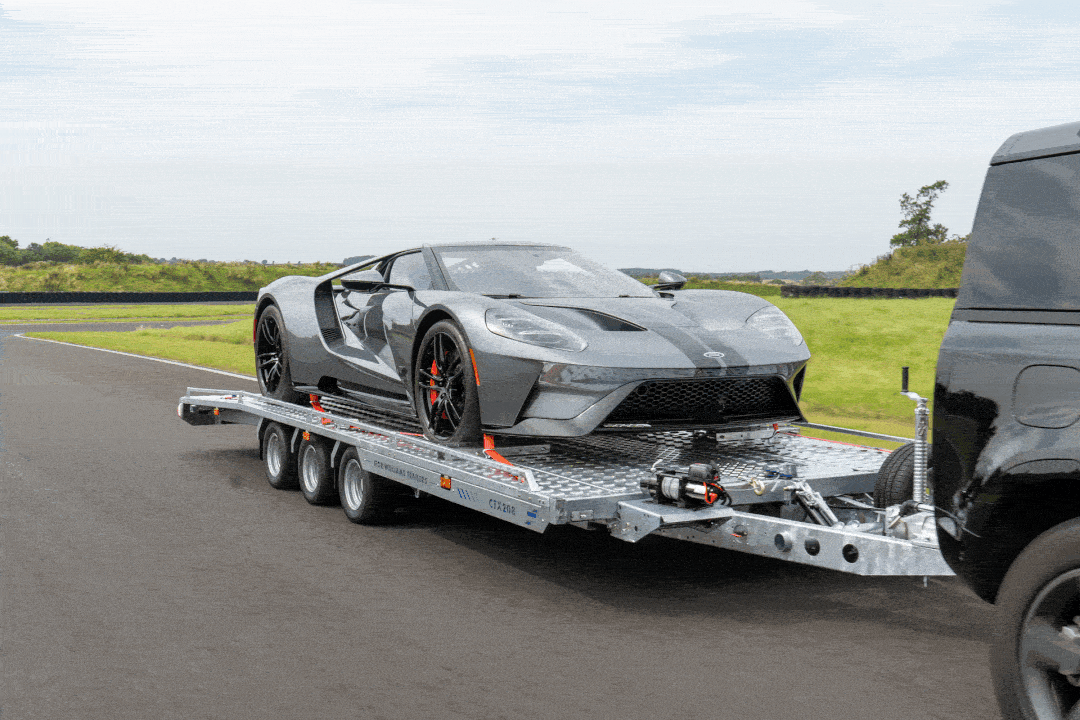 Ifor Williams CTX208 transporting a performance vehicle